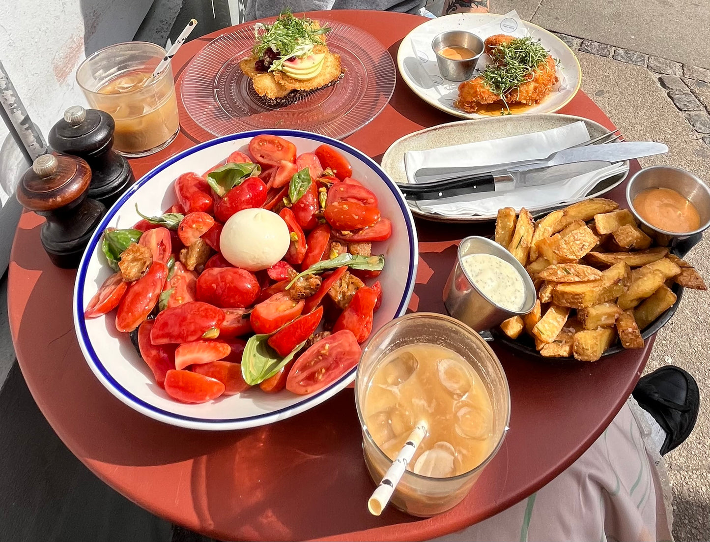 TOMATO SALAD RING