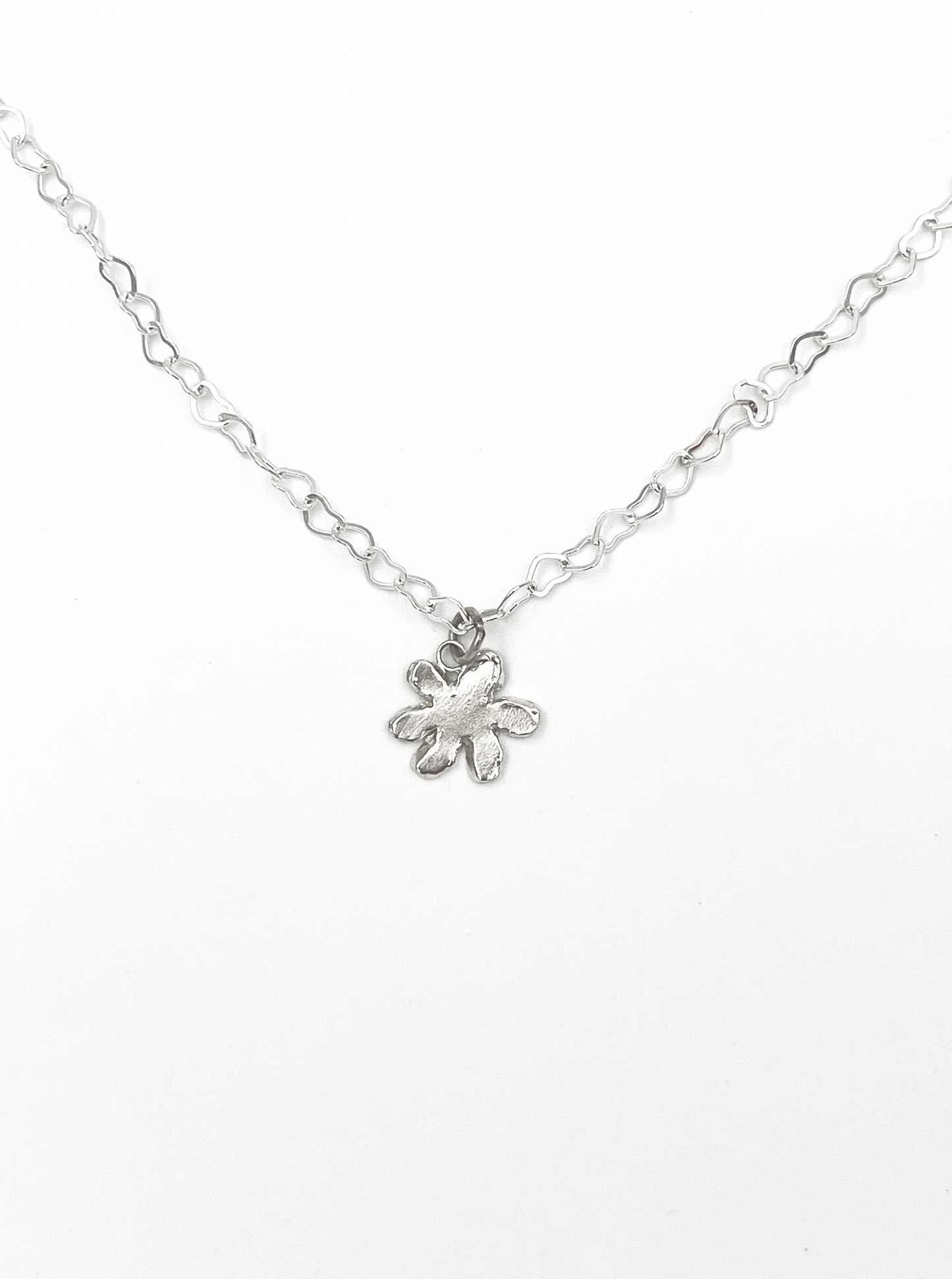 LITTLE MISS FLOWER CHARM