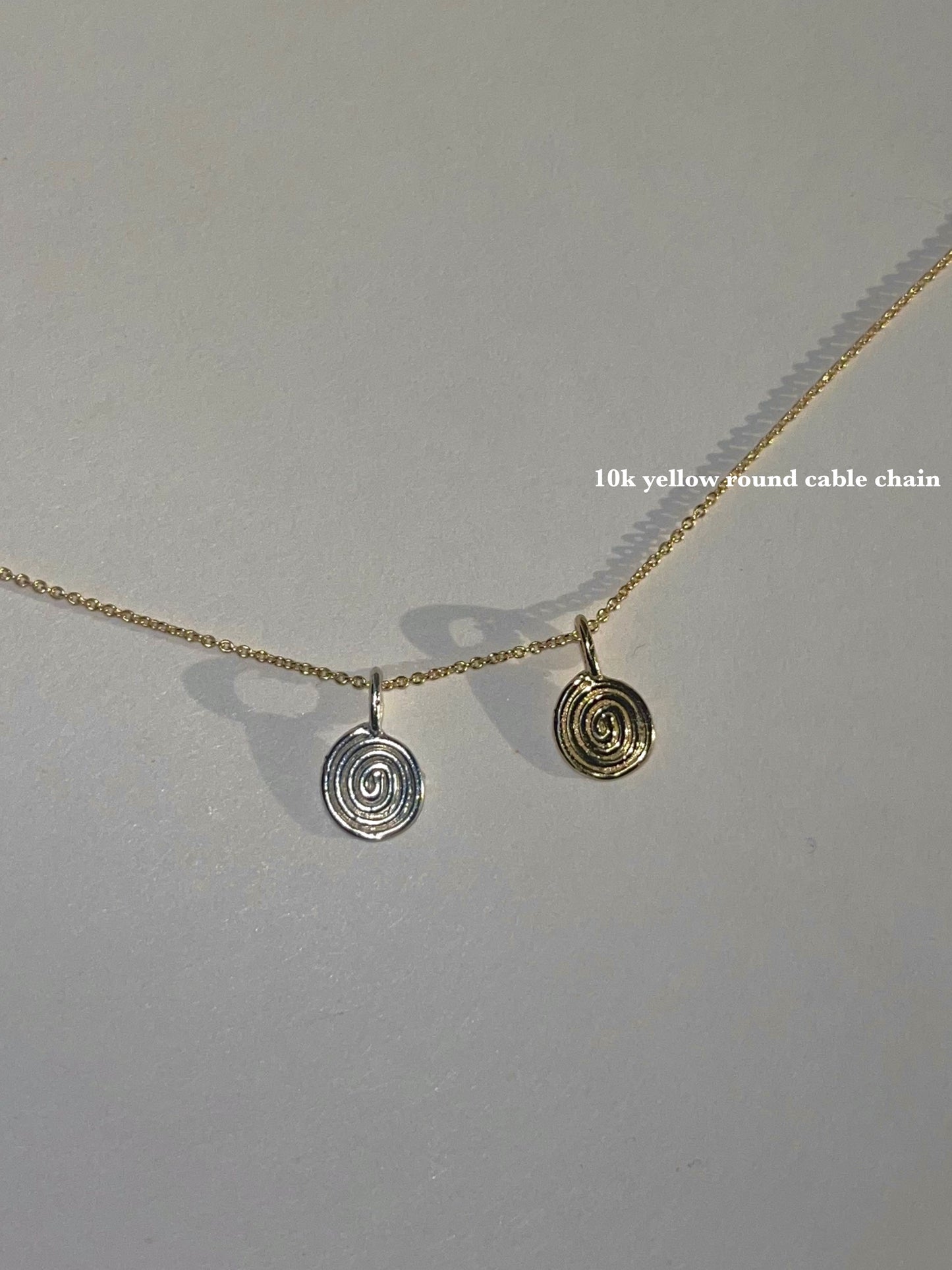 RUNNIN AROUND MINI CHARM