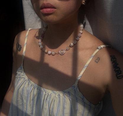 GOOD BEACH DAY NECKLACE