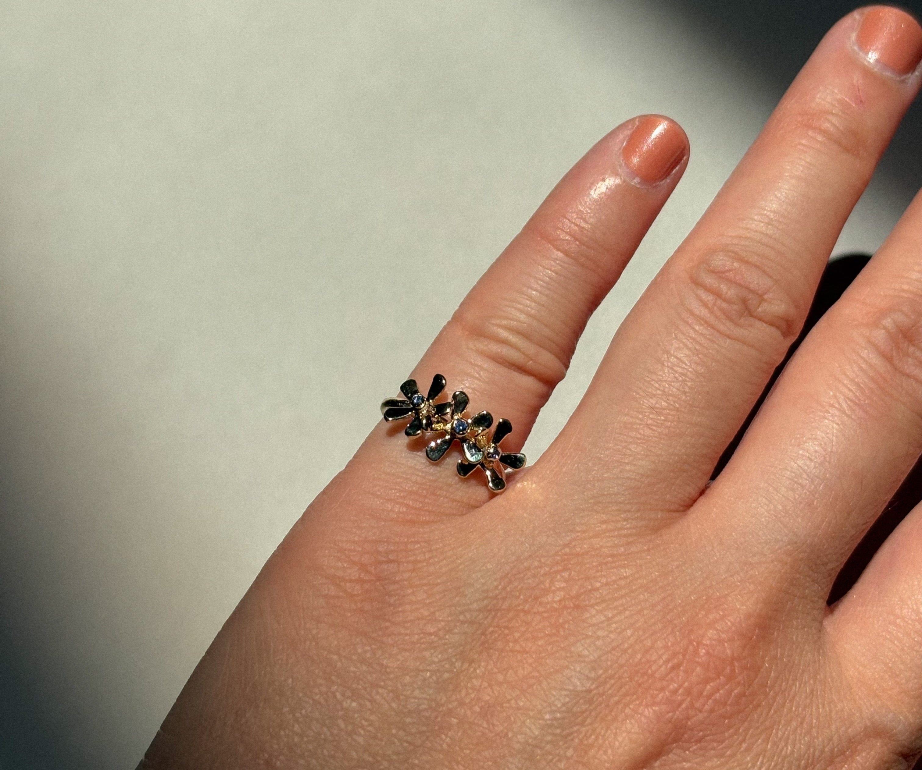 SAPPHIRE FLOWERS SHE SENT PINKY RING