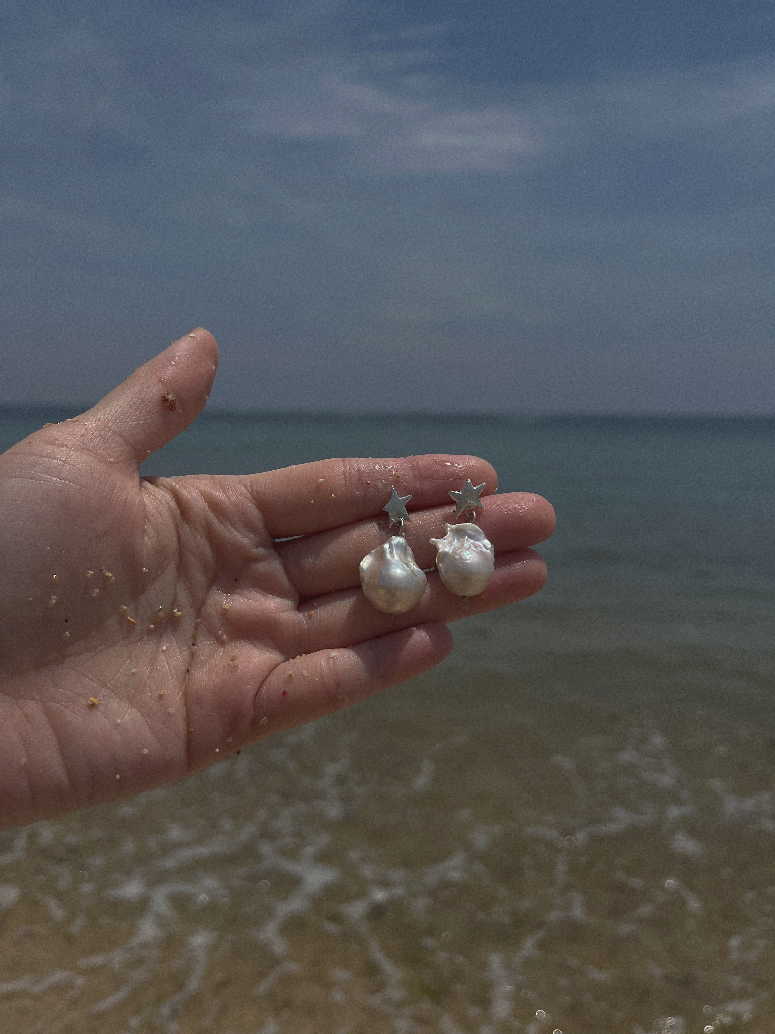 ALL THE STARS PEARL DROPS