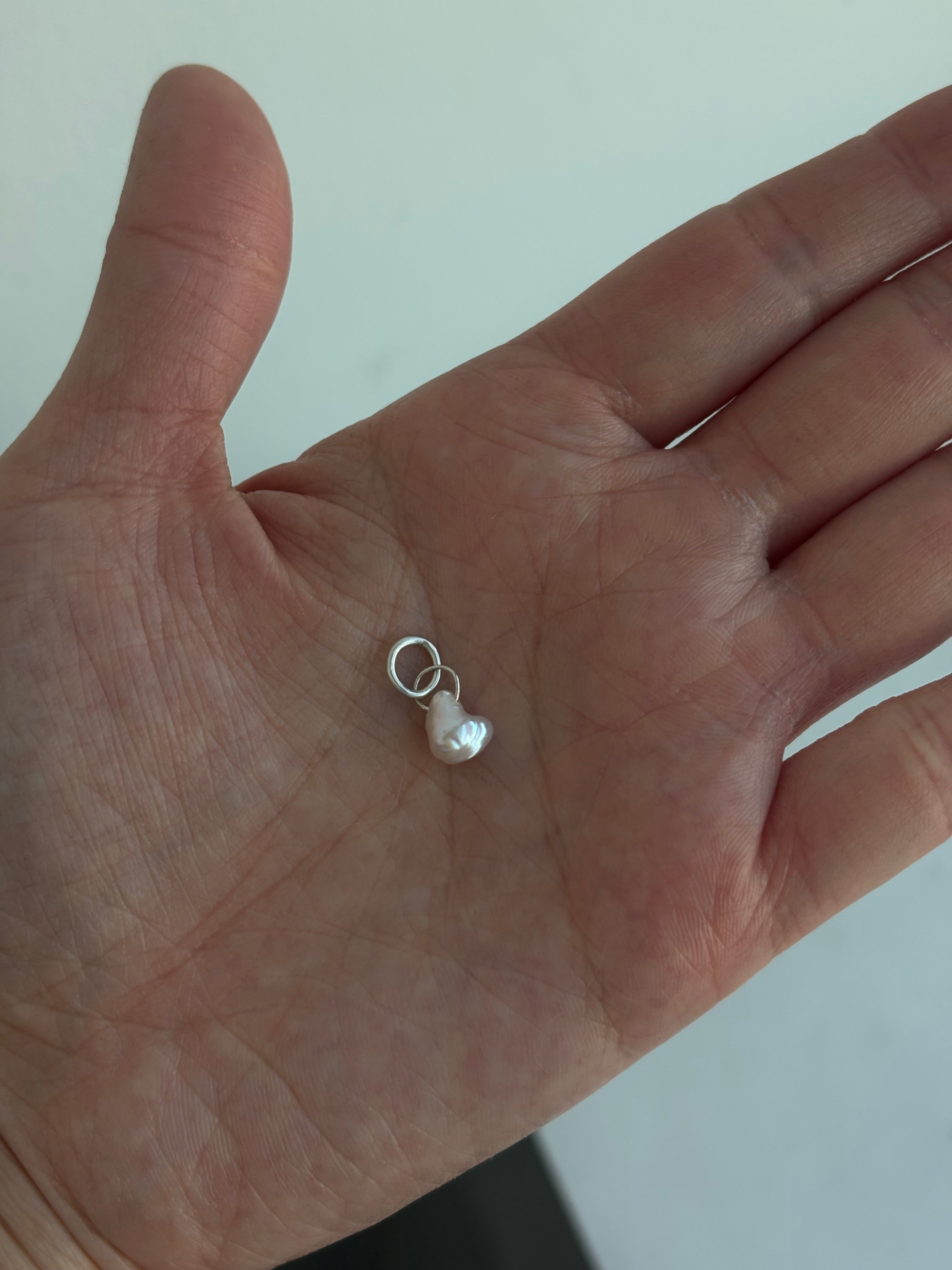 LITTLE MISS HEART PEARL CHARM