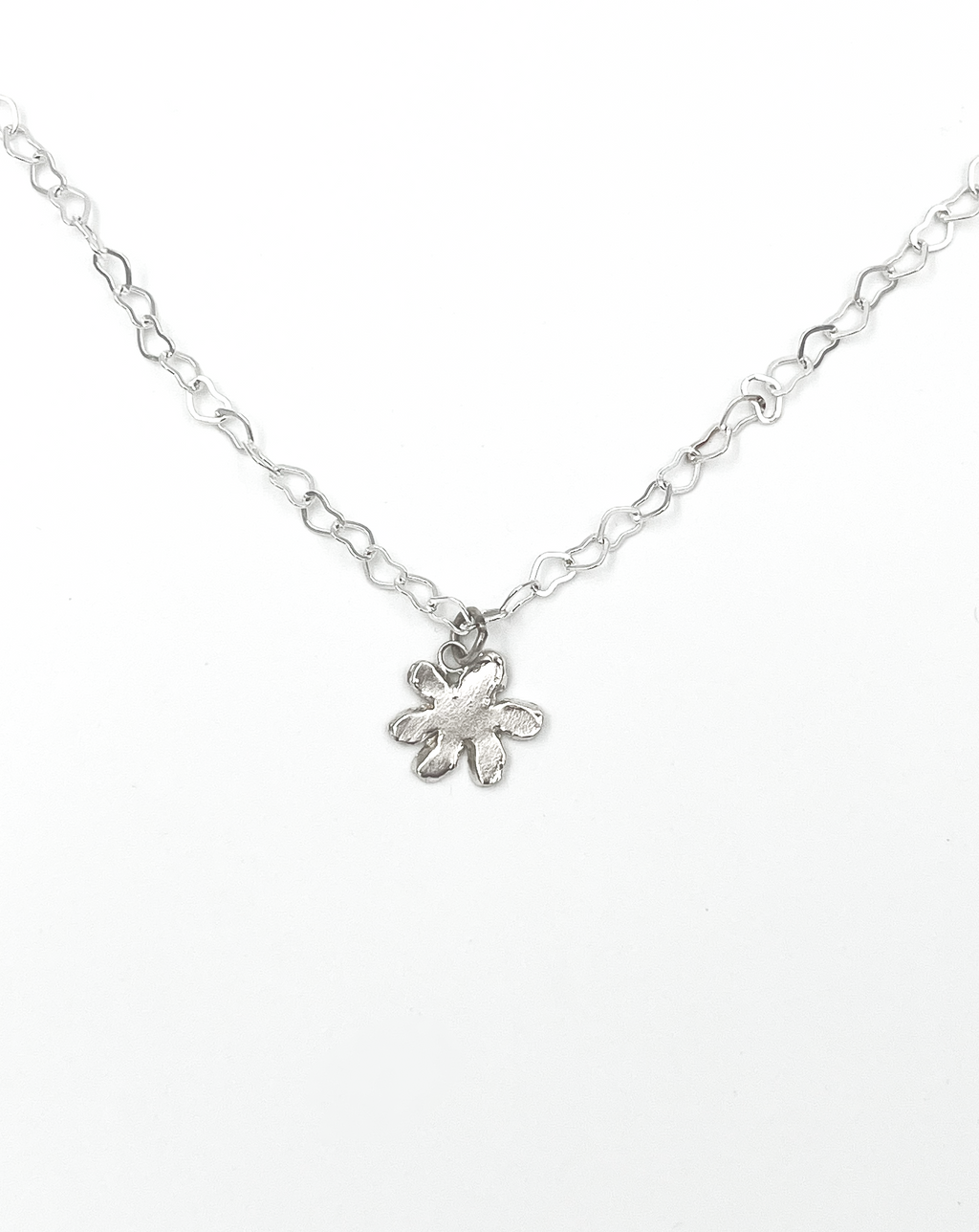 STERLING SILVER HEART CHAIN 3MM