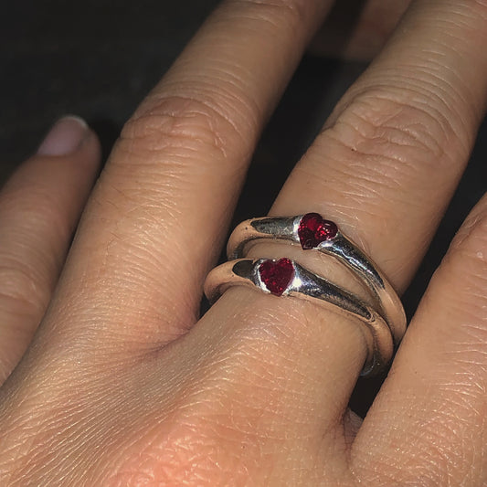 HEAVY HEART RING