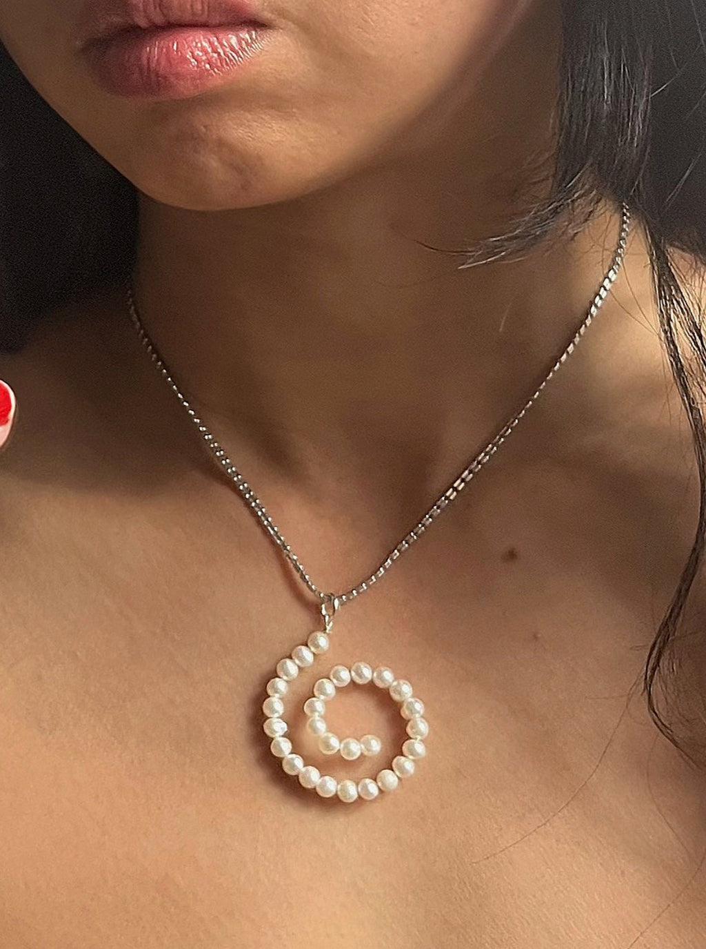 GLOBAL HEAT WAVE PEARL NECKLACE
