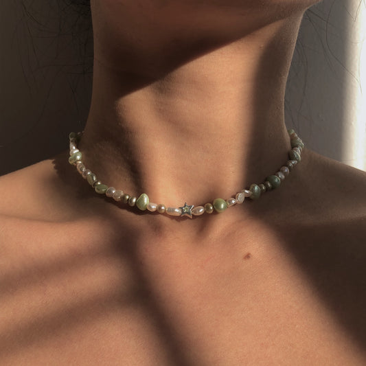 Dumb bitch pearl necklace